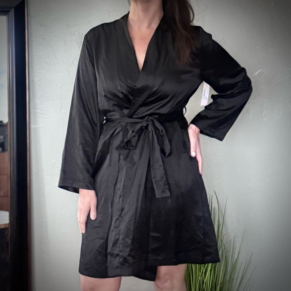 Ambrielle Other - Ambrielle Classic Black Women's Robe